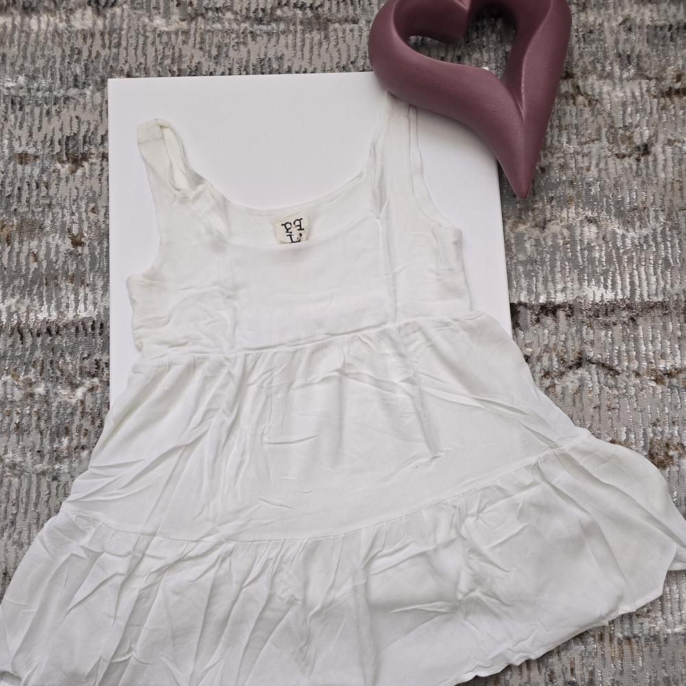 🤍 White Sleeveless Baby Doll Dress – Perfect Fit for Petite Beauties